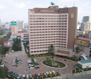 Golden Dragon Hotel Kunming Luaran gambar